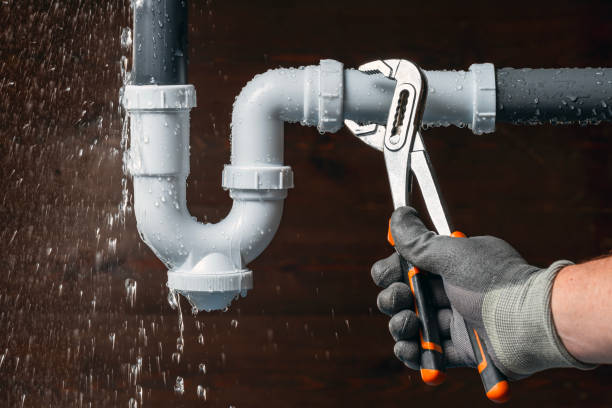 Professional Leak Detection technician working in Middleboro, MA
